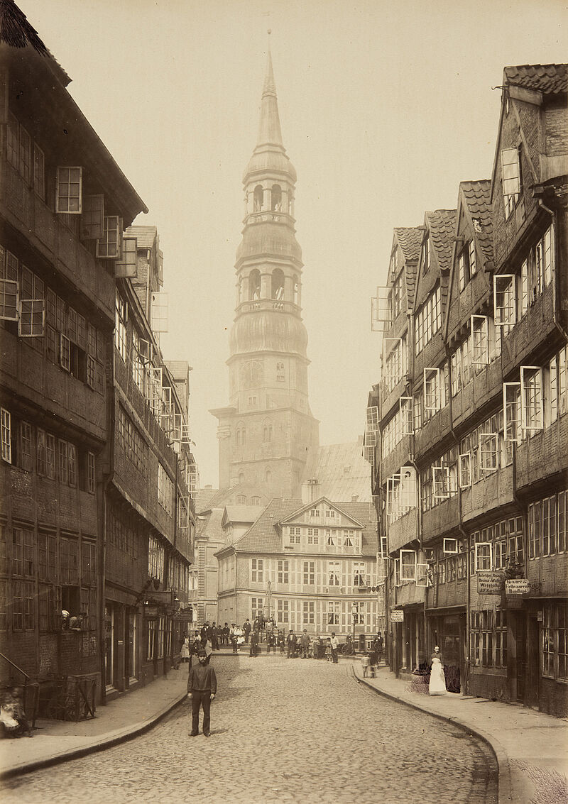 Georg Koppmann, Kannengießerort mit der Katharinenkirche (Aus: Hamburg 1883. Ansichten aus dem niederzulegenden Stadttheil), 1883