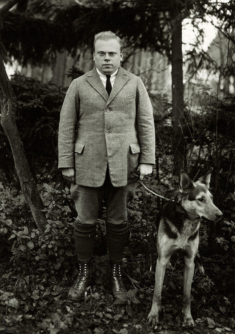 August Sander, Junglehrer, Westerwald, 1928