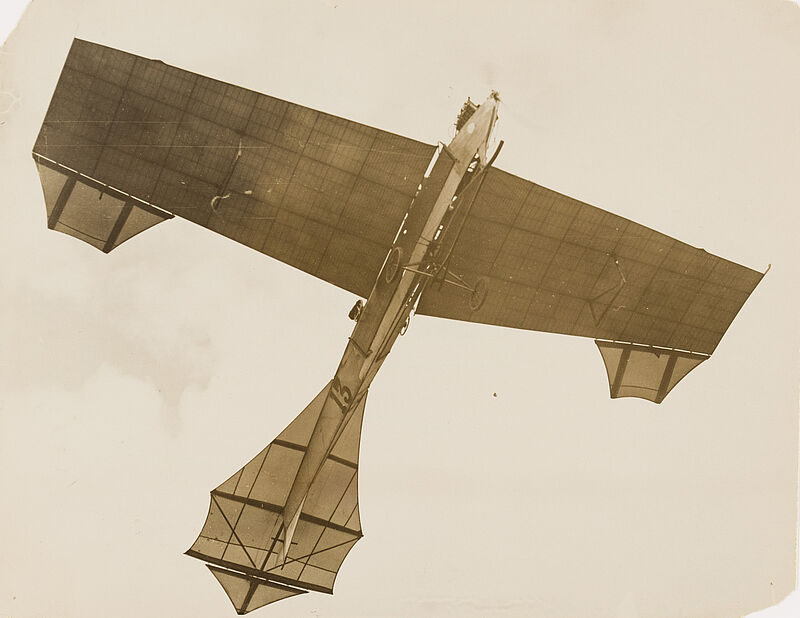 Philipp Kester, Flugwoche in Reims – Lathams Rekordflug, 1908