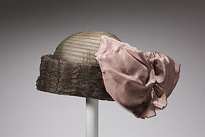 Damen-Kappe, 1906