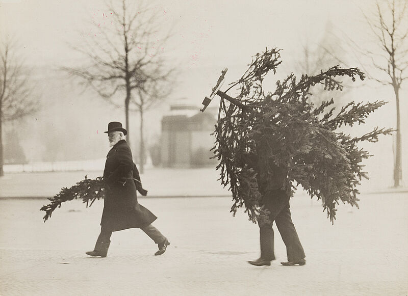 Philipp Kester, Weihnachten in Berlin – Transport eines Christbaumes, 1907