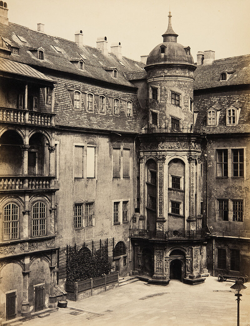 Felix Alexander Oppenheim, Dresden, Schlosshof, um 1856
