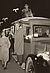 Philipp Kester, Rundfunk zu Zeiten der Nationalsozialisten – Der Aufnahmewagen bahnt sich einen Weg durch die Menschenmassen des Münchner Oktoberfestes, 1936