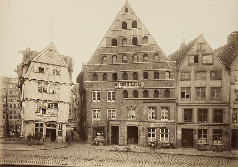 Georg Koppmann, Eingang in die Straße beim Winserbaum (Aus: Hamburg 1883. Ansichten aus dem niederzulegenden Stadttheil), 1883