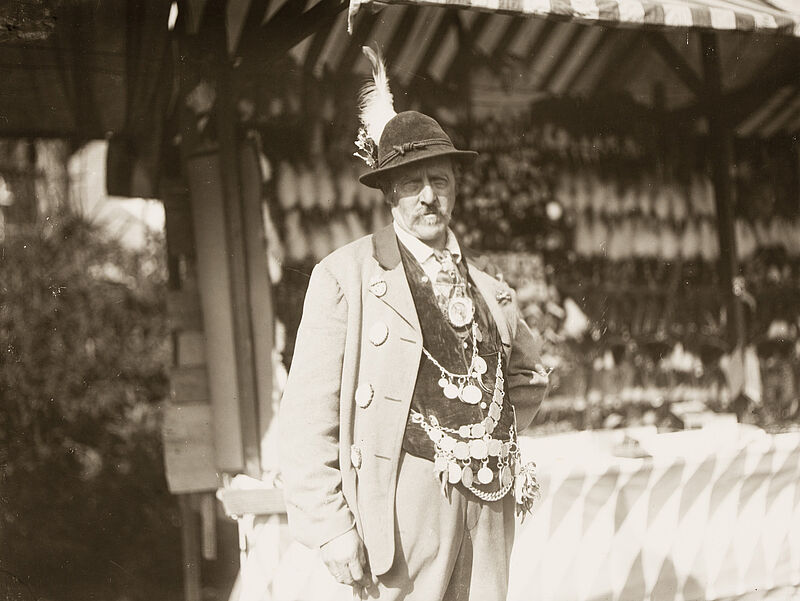 Philipp Kester, Münchner Oktoberfest – Trachtler, vor 1907