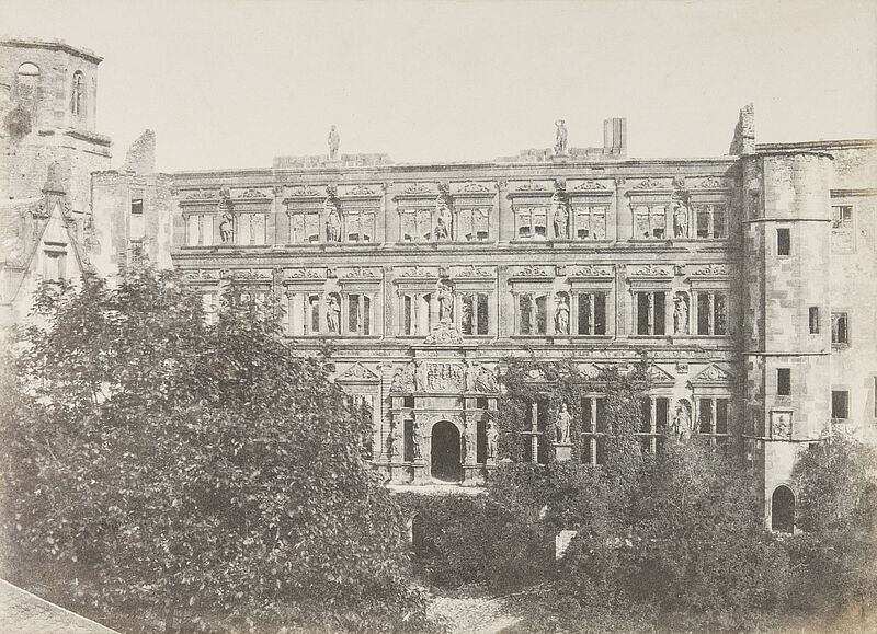Charles Marville, Heidelberg, Schloss, Fassade des Ottheinrichsbaus, vor 1852