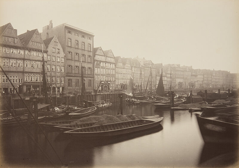 Georg Koppmann, Kehrwieder von der Hellenenbrücke aus gesehen (Aus: Hamburg 1883. Ansichten aus dem niederzulegenden Stadttheil), 1883