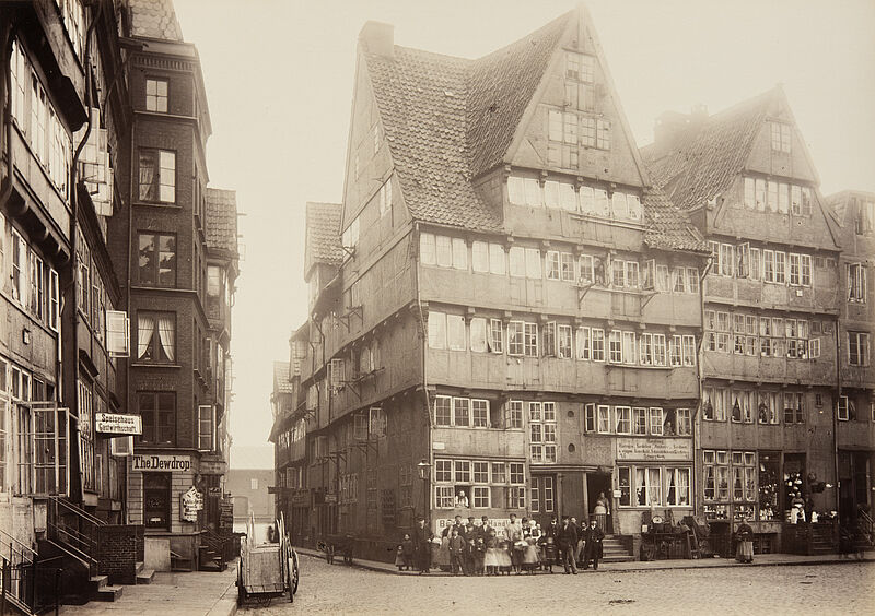 Georg Koppmann, Kibbeltwiete von der Pickhuben-Ecke aus gesehen (Aus: Hamburg 1883. Ansichten aus dem niederzulegenden Stadttheil), 1883