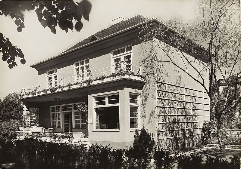 Philipp Kester, Münchner Ausstellung "Das bayerische Handwerk" – Musterbau eines neuzeitlichen und billigen Landhauses, 1927