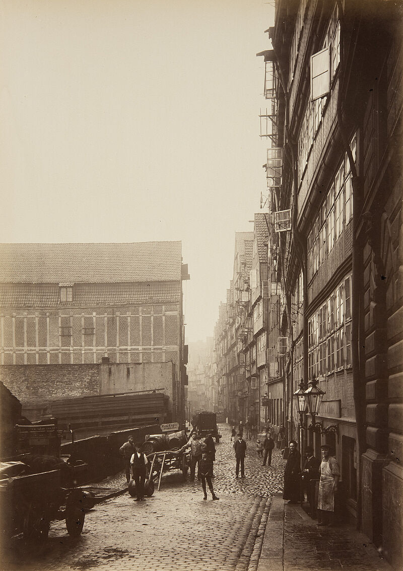 Georg Koppmann, Hinter den Boden vom Sande aus gesehen (Aus: Hamburg 1883. Ansichten aus dem niederzulegenden Stadttheil), 1883