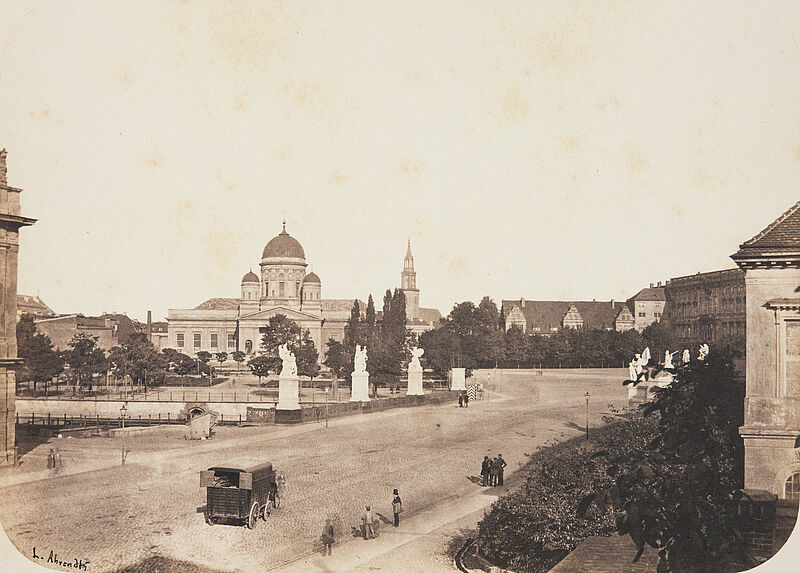Leopold Ahrendts, Unter den Linden, Schlossbrücke, 1856–1858