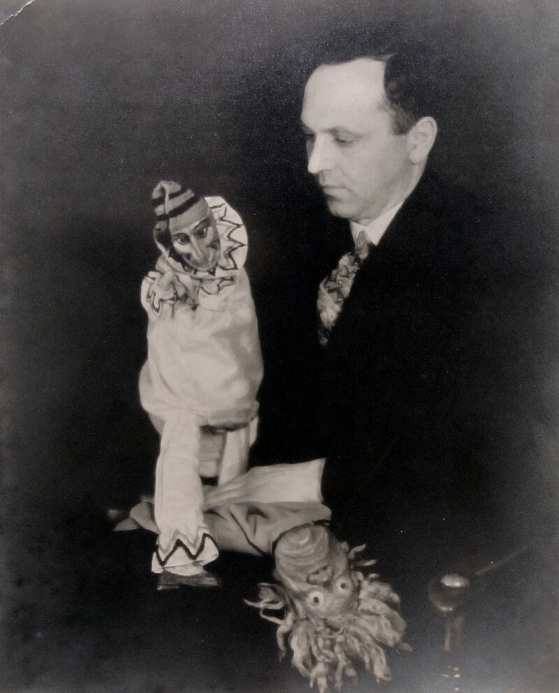 Rudolph Stickelmann, Foto "Werner Perrey mit Kasper", 1929