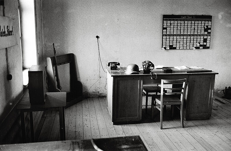 Guido Mangold, Auschwitz-Birkenau, Block 11, Schreibstube (Originaltitel), 1964 (Abzug 2010)